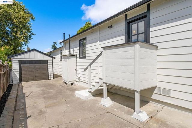 2231 LaSalle St, Martinez, CA 94553