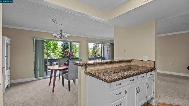 1224 Rockledge Ln 6, Walnut Creek, CA 94595