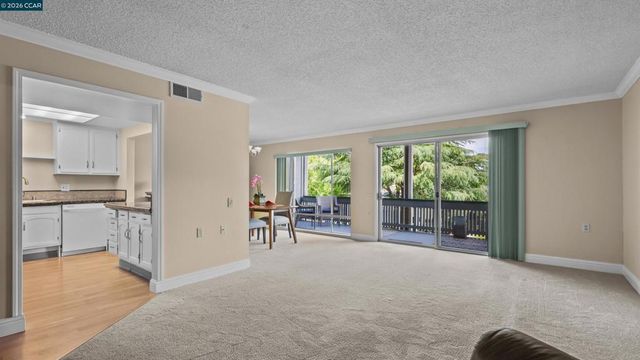 1224 Rockledge Ln 6, Walnut Creek, CA 94595