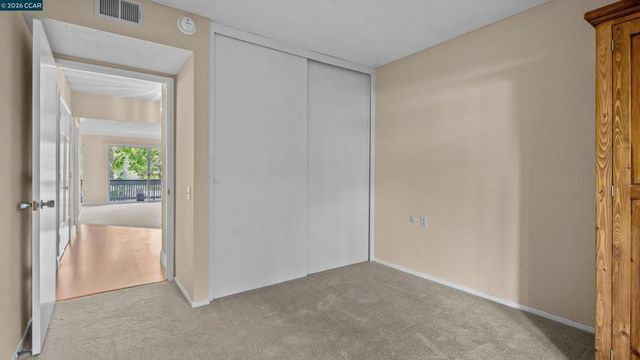 1224 Rockledge Ln 6, Walnut Creek, CA 94595