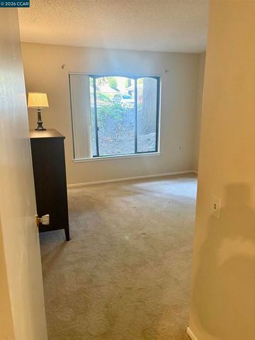 1224 Rockledge Ln 6, Walnut Creek, CA 94595