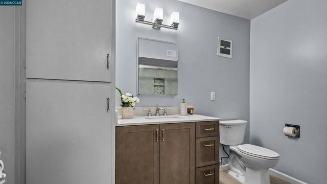 1224 Rockledge Ln 6, Walnut Creek, CA 94595