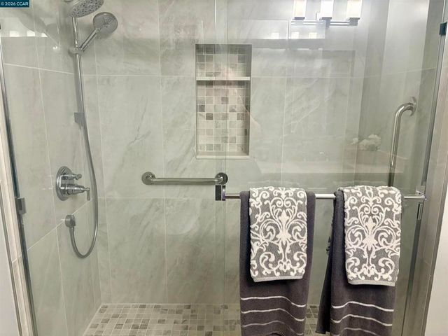 1224 Rockledge Ln 6, Walnut Creek, CA 94595