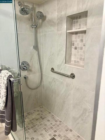 1224 Rockledge Ln 6, Walnut Creek, CA 94595