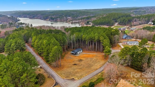 5388 Benjamins Place, Granite Falls, NC 28630