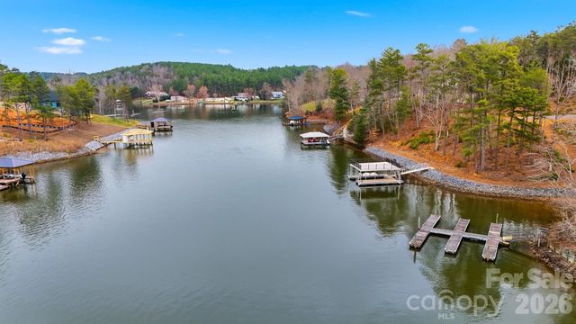 5388 Benjamins Place, Granite Falls, NC 28630