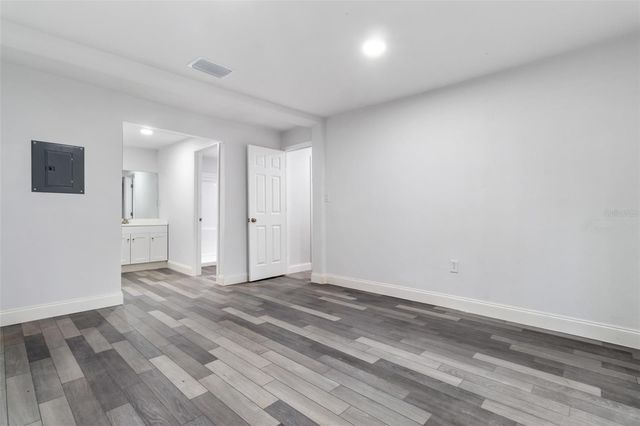 18186 FERRY AVENUE, Brooksville, FL 34604