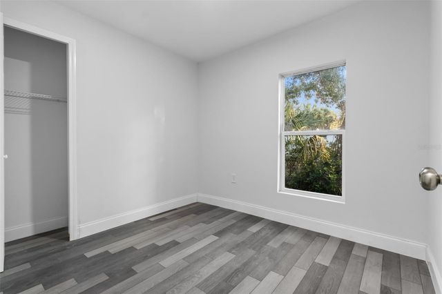 18186 FERRY AVENUE, Brooksville, FL 34604