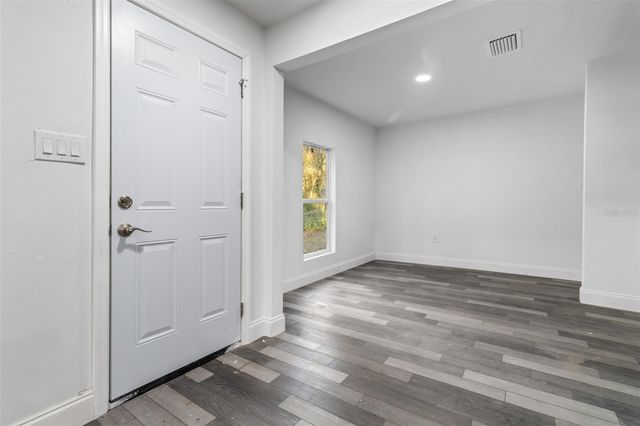 18186 FERRY AVENUE, Brooksville, FL 34604