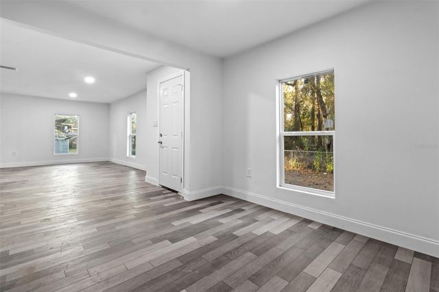 18186 FERRY AVENUE, Brooksville, FL 34604