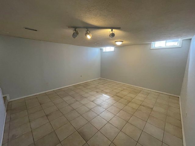 1506 S TODD PL, Wichita, KS 67207