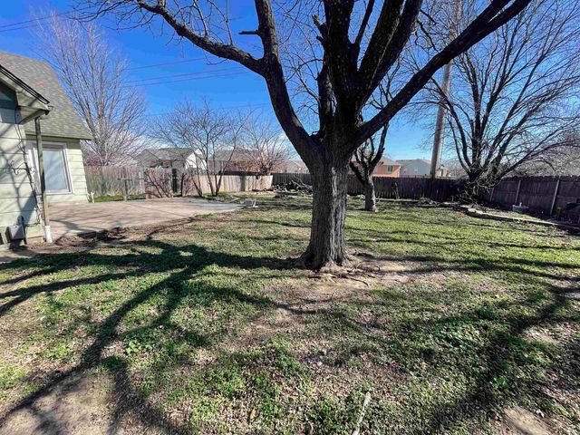 1506 S TODD PL, Wichita, KS 67207