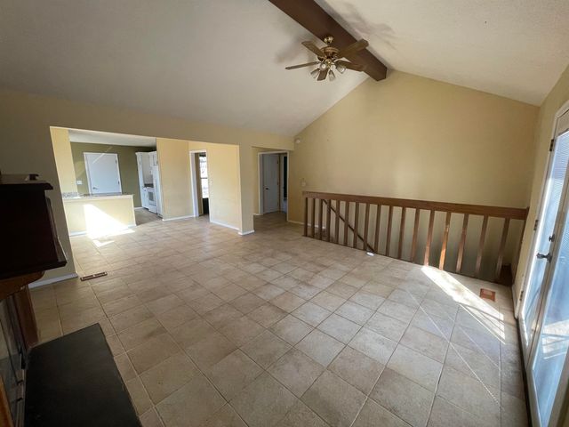 1506 S TODD PL, Wichita, KS 67207