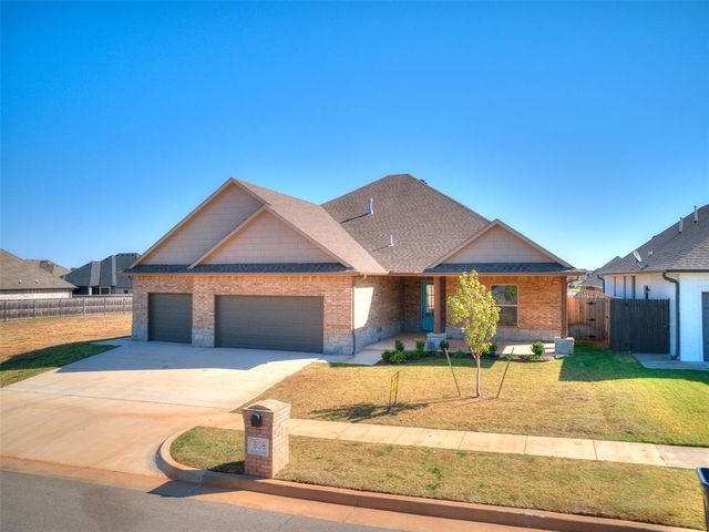 308 Bray Lane, Yukon, OK 73099