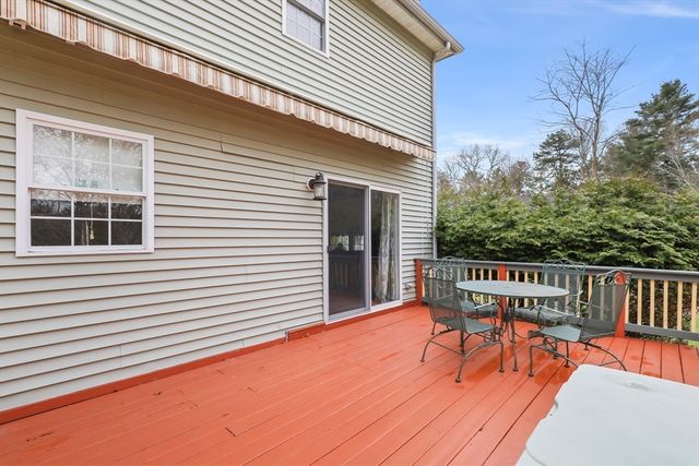 11 Mya's Court, Wareham, MA 02571