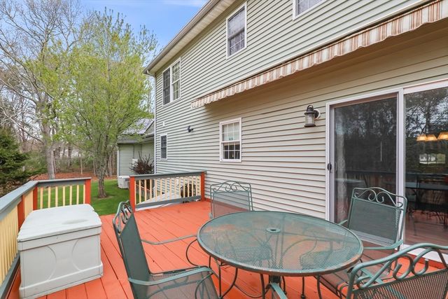 11 Mya's Court, Wareham, MA 02571