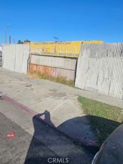 10300 S Main, Los Angeles, CA 90003