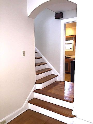 853 Collins St, Highland Park, PA 15206