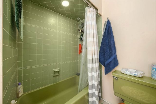 853 Collins St, Highland Park, PA 15206