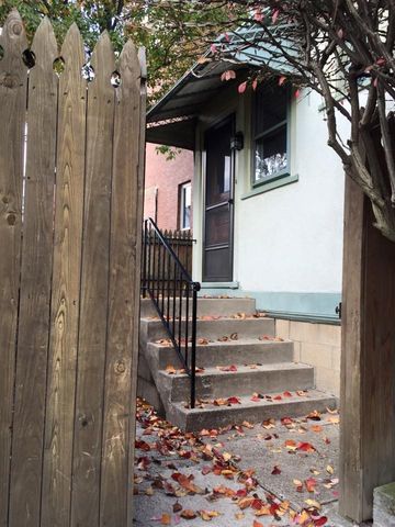 853 Collins St, Highland Park, PA 15206