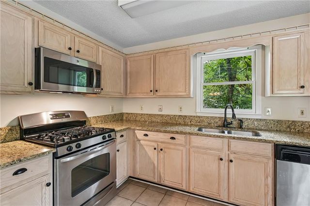 18 Misty Ridge Place, Hiram, GA 30141