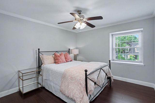 726 Thistlewood Drive, Houston, TX 77079