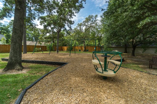 726 Thistlewood Drive, Houston, TX 77079