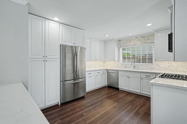 726 Thistlewood Drive, Houston, TX 77079
