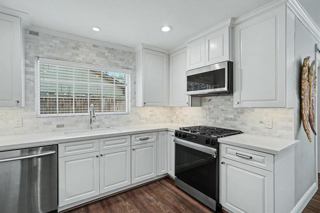 726 Thistlewood Drive, Houston, TX 77079