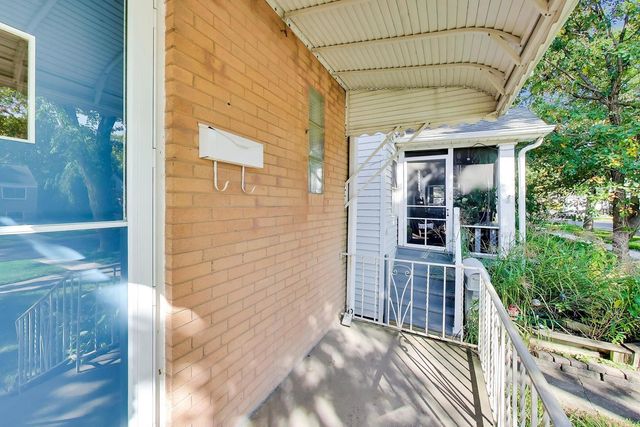 3848 Raymond Avenue, Brookfield, IL 60513