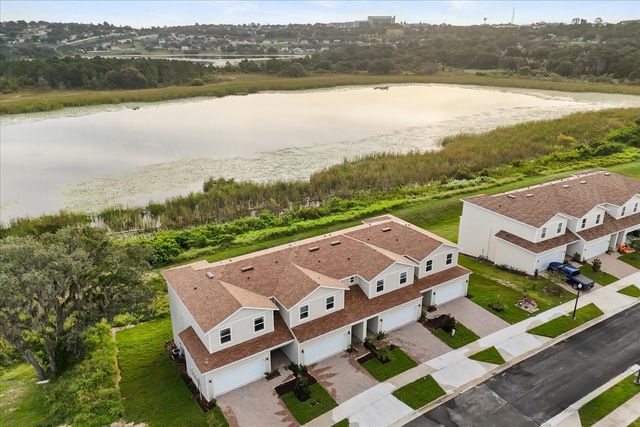 925 LAKEFRONT VILLAGE DRIVE, Clermont, FL 34711