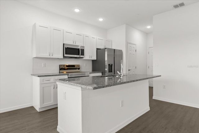 925 LAKEFRONT VILLAGE DRIVE, Clermont, FL 34711