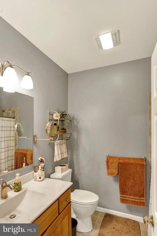 2 TURNING LEAF WAY, Reading, PA 19605