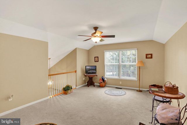 2 TURNING LEAF WAY, Reading, PA 19605