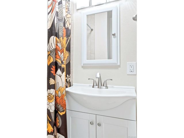 2773 E Euclid Pl, Centennial, CO 80121