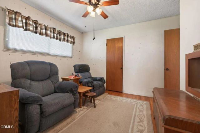 3638 S B Street, Oxnard, CA 93033