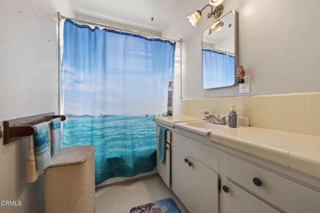 3638 S B Street, Oxnard, CA 93033