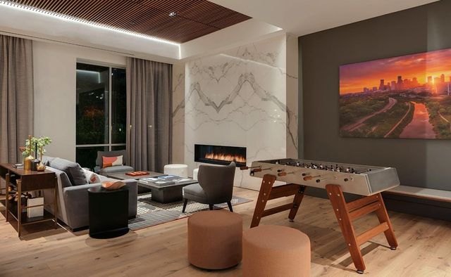 160 Birdsall Street 1345, Houston, TX 77007