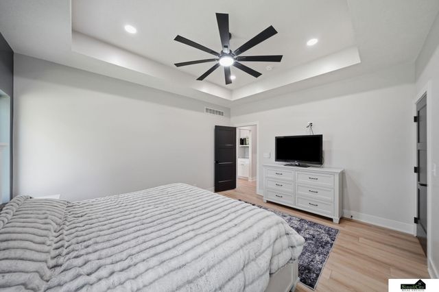 1164 Tuscan Trail, Hickman, NE 68372