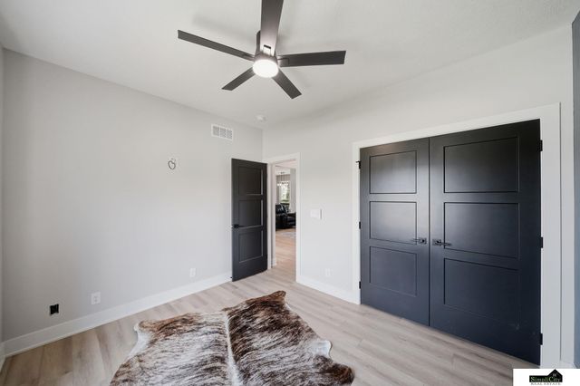 1164 Tuscan Trail, Hickman, NE 68372