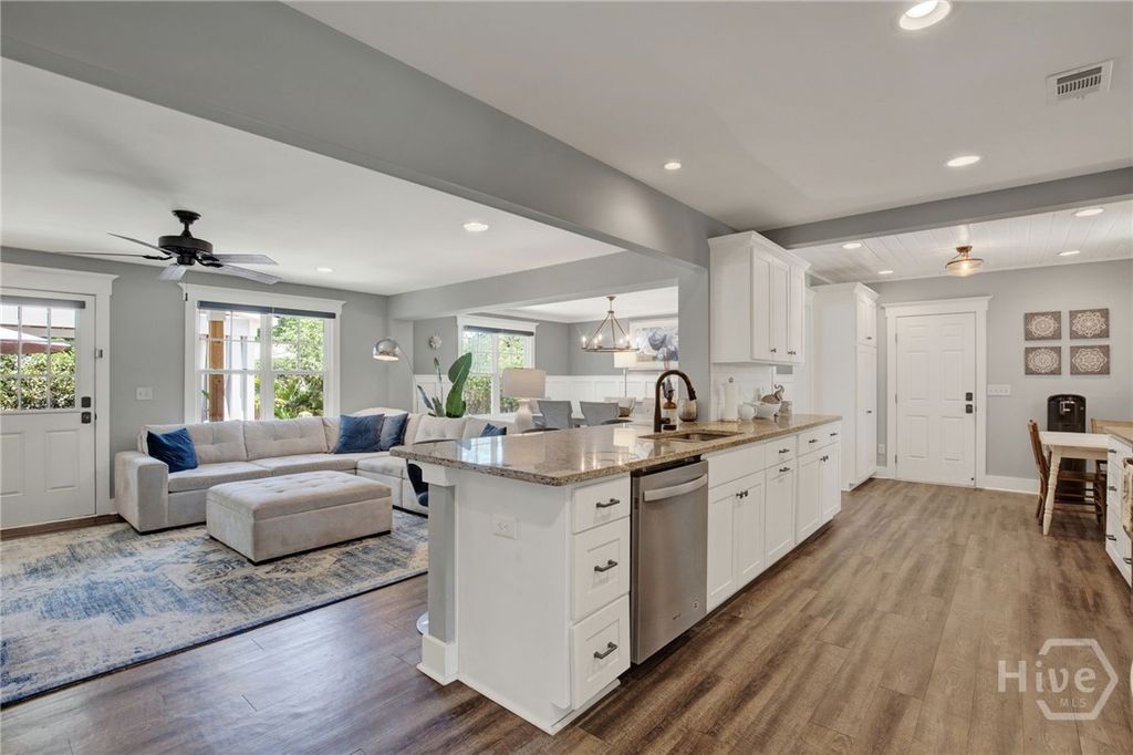 Image 23 of property listing at 19 Harlan Drive, Savannah, GA 31406