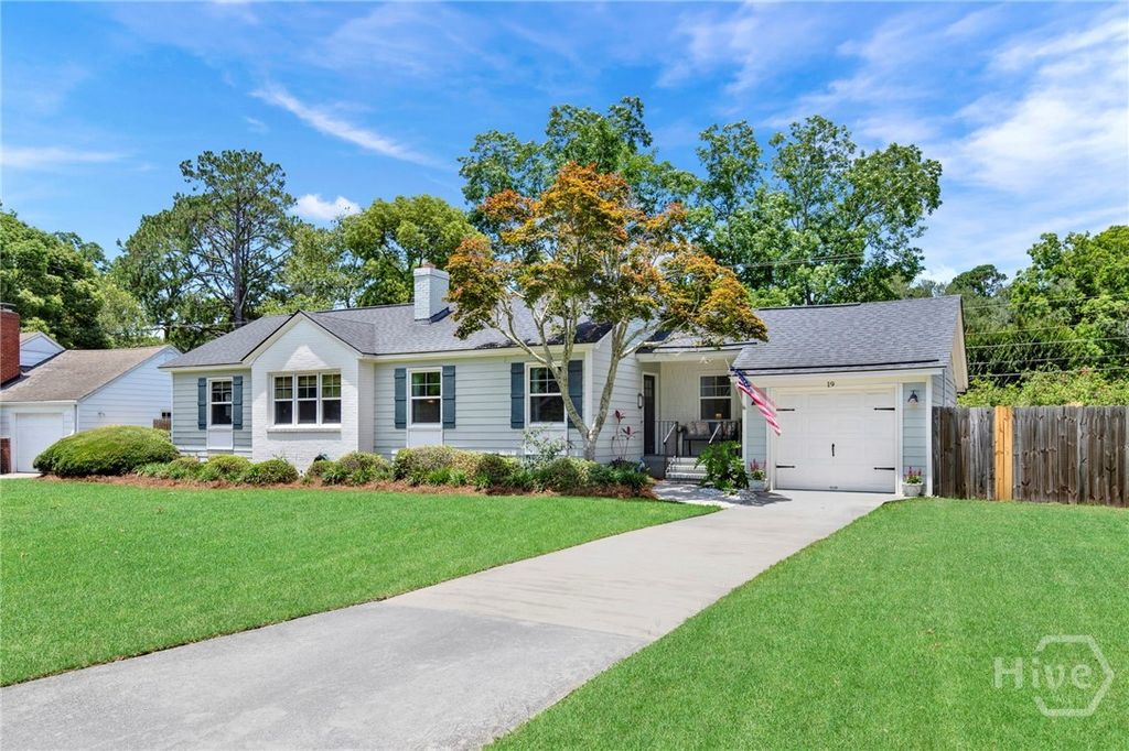 Image 8 of property listing at 19 Harlan Drive, Savannah, GA 31406
