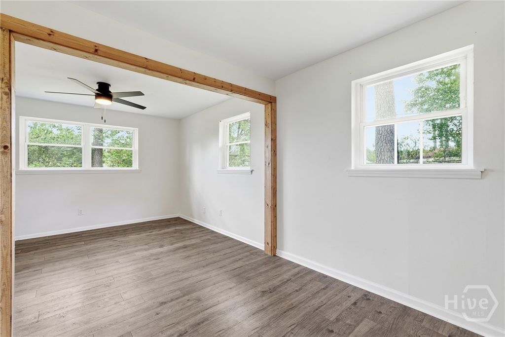 Image 10 of property listing at 200 Frontage Road, Rincon, GA 31326