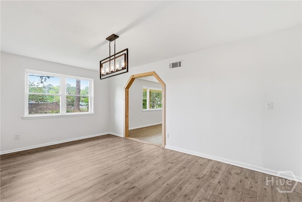 Image 19 of property listing at 200 Frontage Road, Rincon, GA 31326