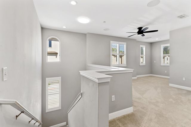 2500 Villa Terrace Ln, Sacramento, CA 95825