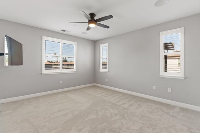 2500 Villa Terrace Ln, Sacramento, CA 95825