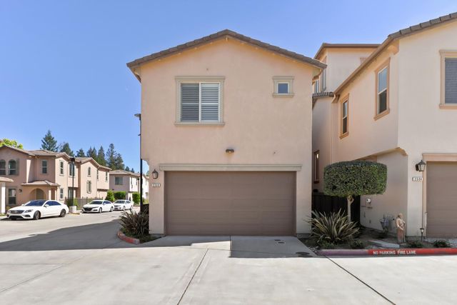 2500 Villa Terrace Ln, Sacramento, CA 95825