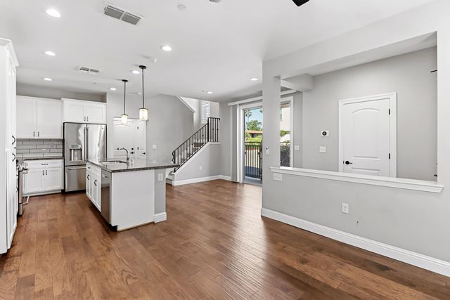 2500 Villa Terrace Ln, Sacramento, CA 95825