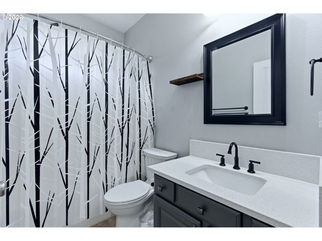 359 Nw EAGLE FEATHER St, Salem, OR 97304