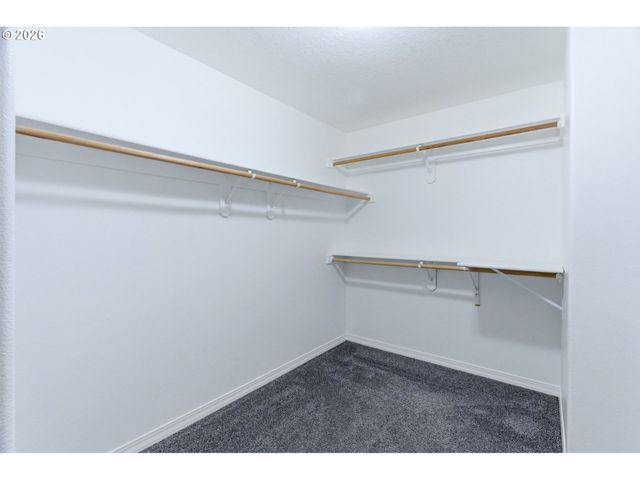 359 Nw EAGLE FEATHER St, Salem, OR 97304